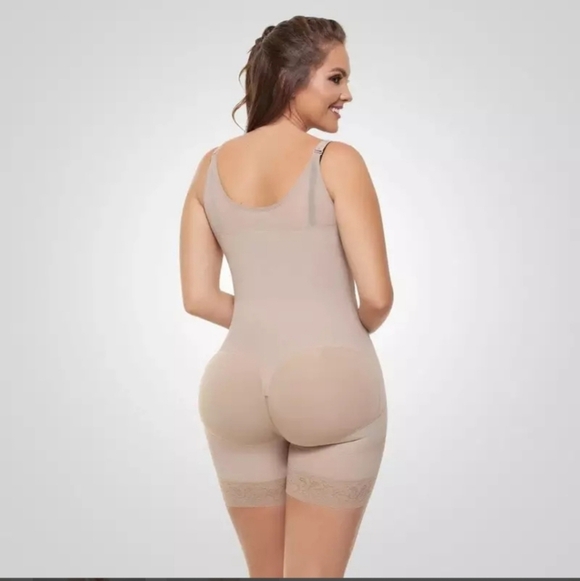 Faja Columbiana Compression garment/shapewear- Short - Picture 2 of 3